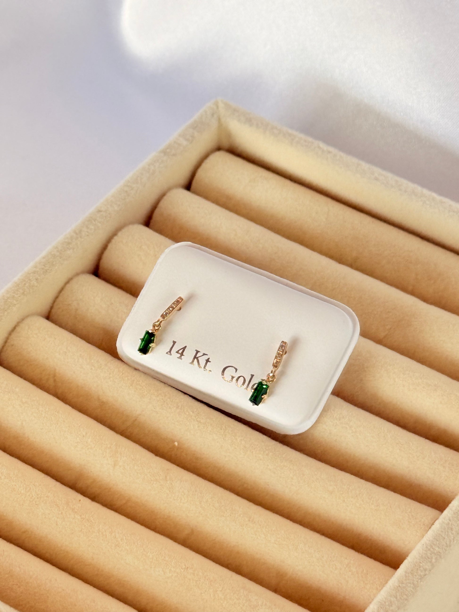 Green Ema Earings 14K