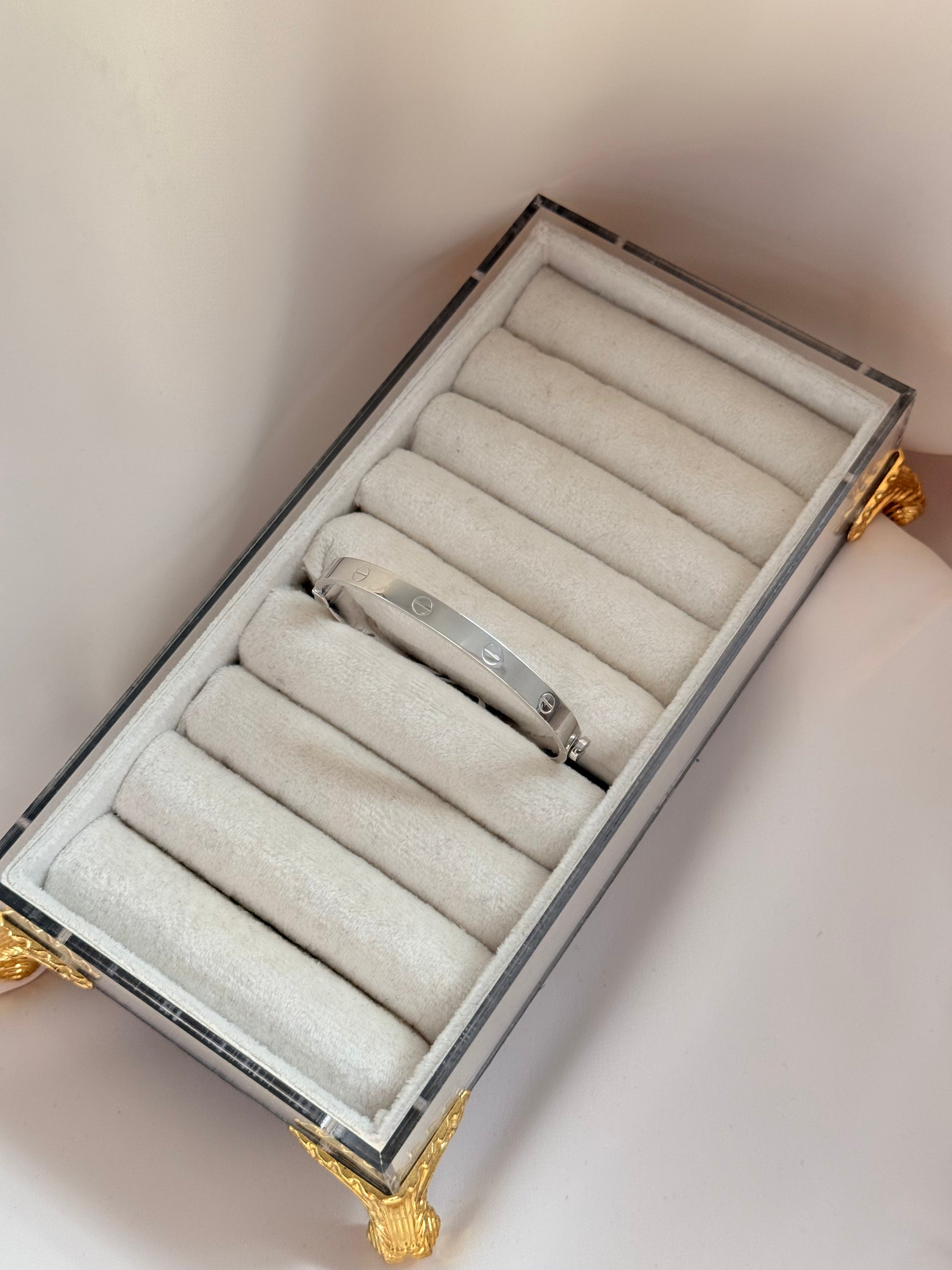 White C Love Bracelet 14k 18d