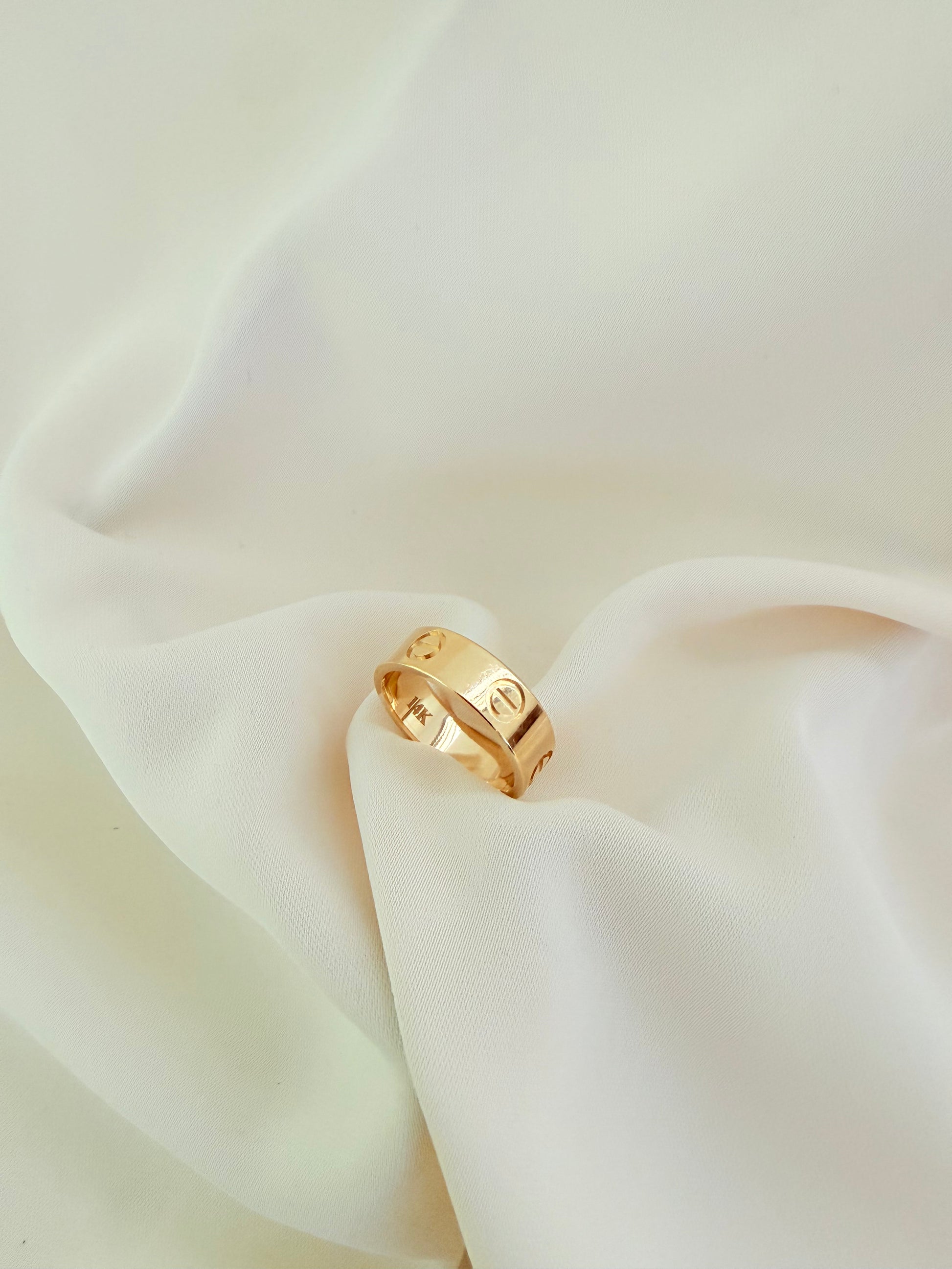 Mira Ring Size 8 14k