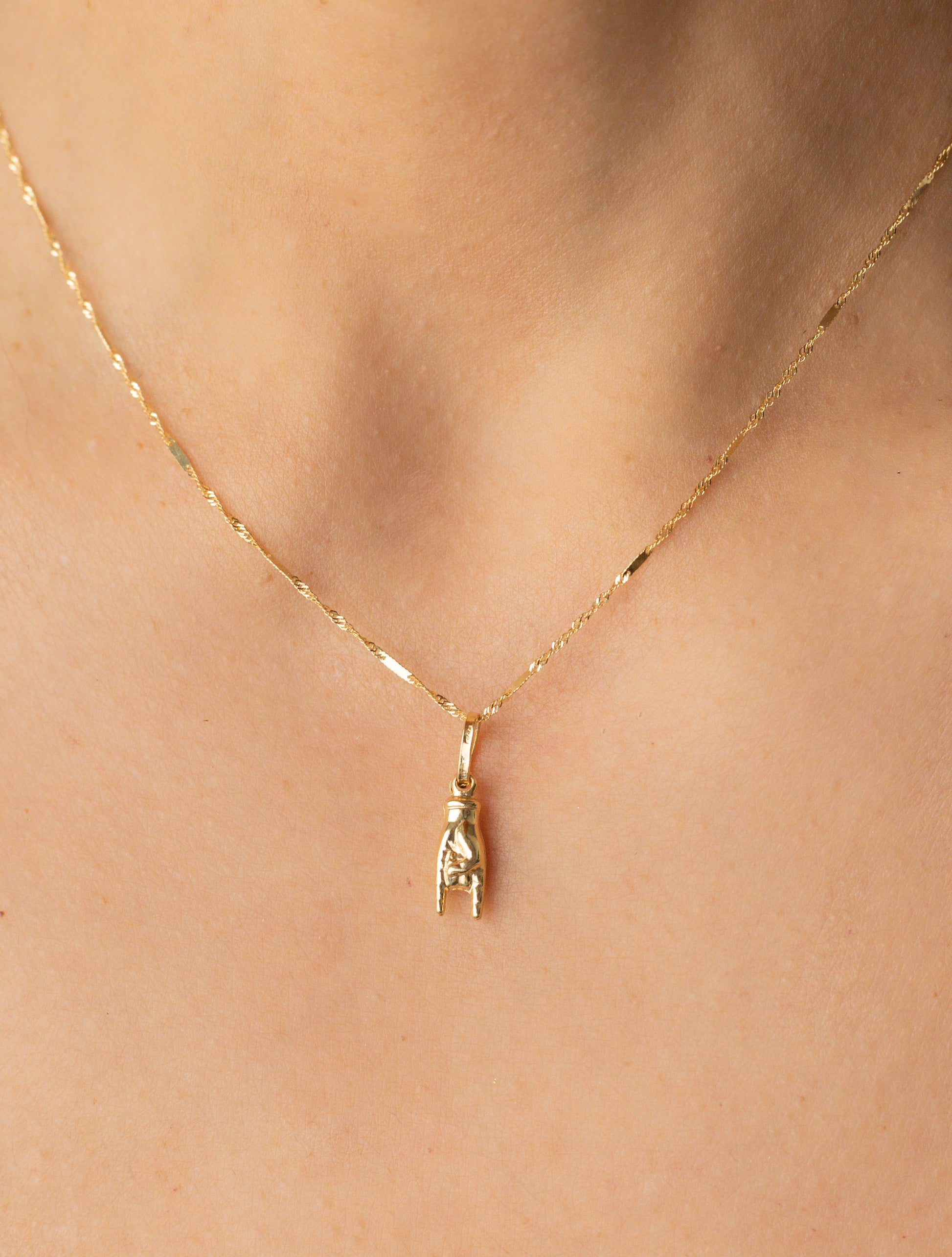 Mano de la Fortuna & Necklace 18k 40cm