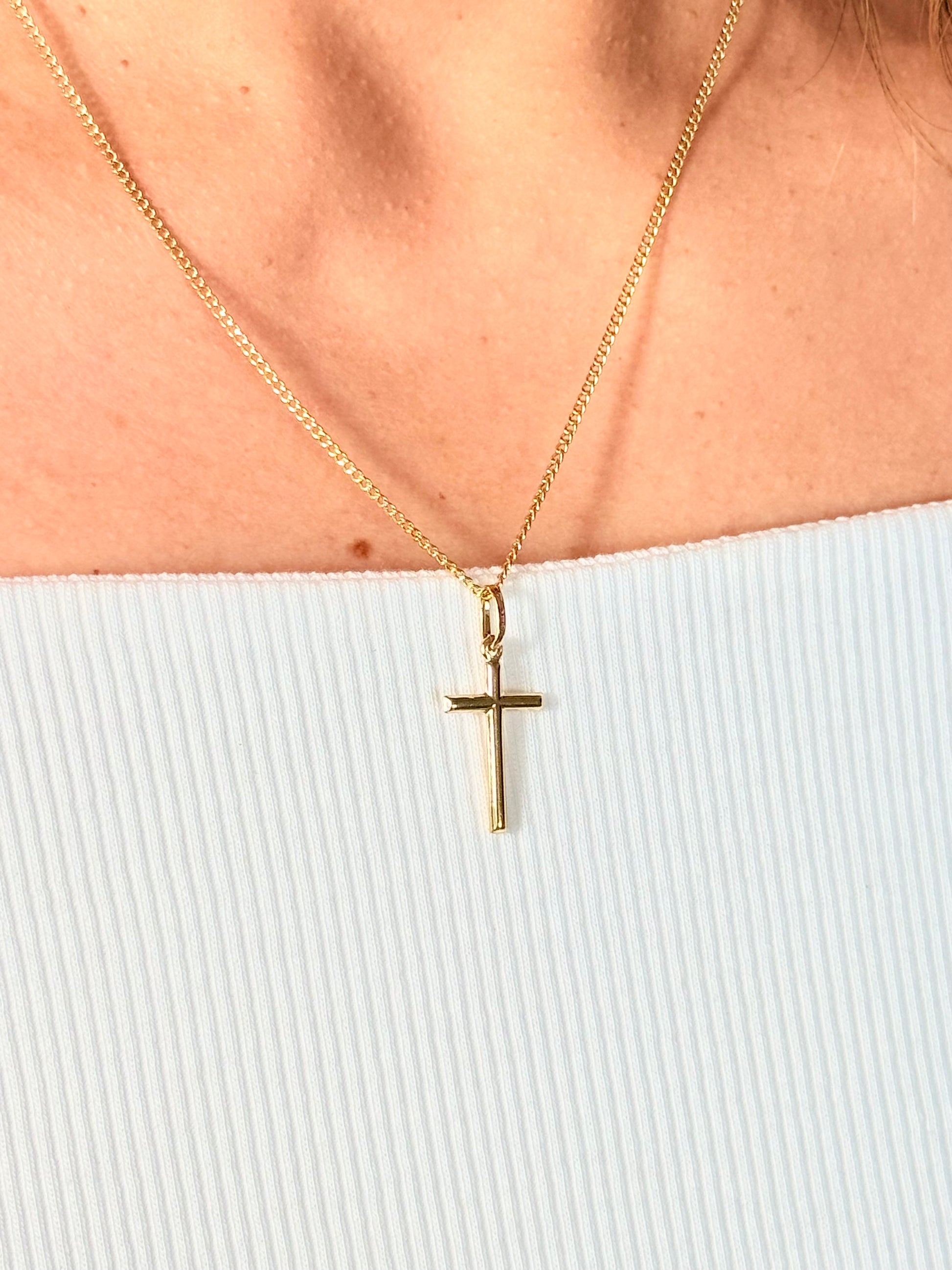 Necklace Classic Cross 18k 45cm
