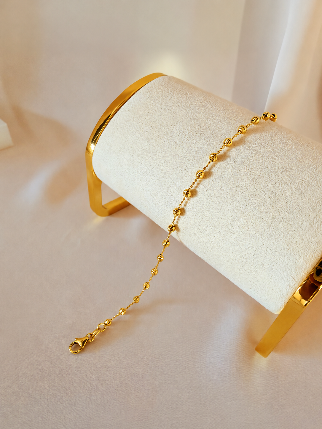 Isabella  Brazalete 14k 19.5 adjustable