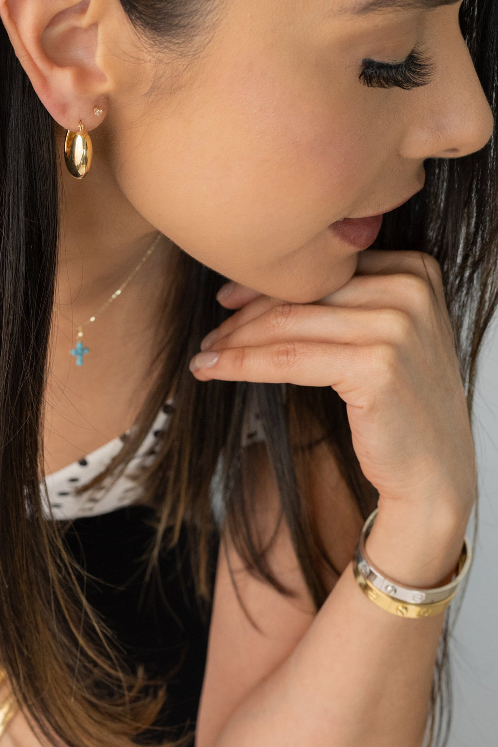 Dije Cristo turquesa 14k