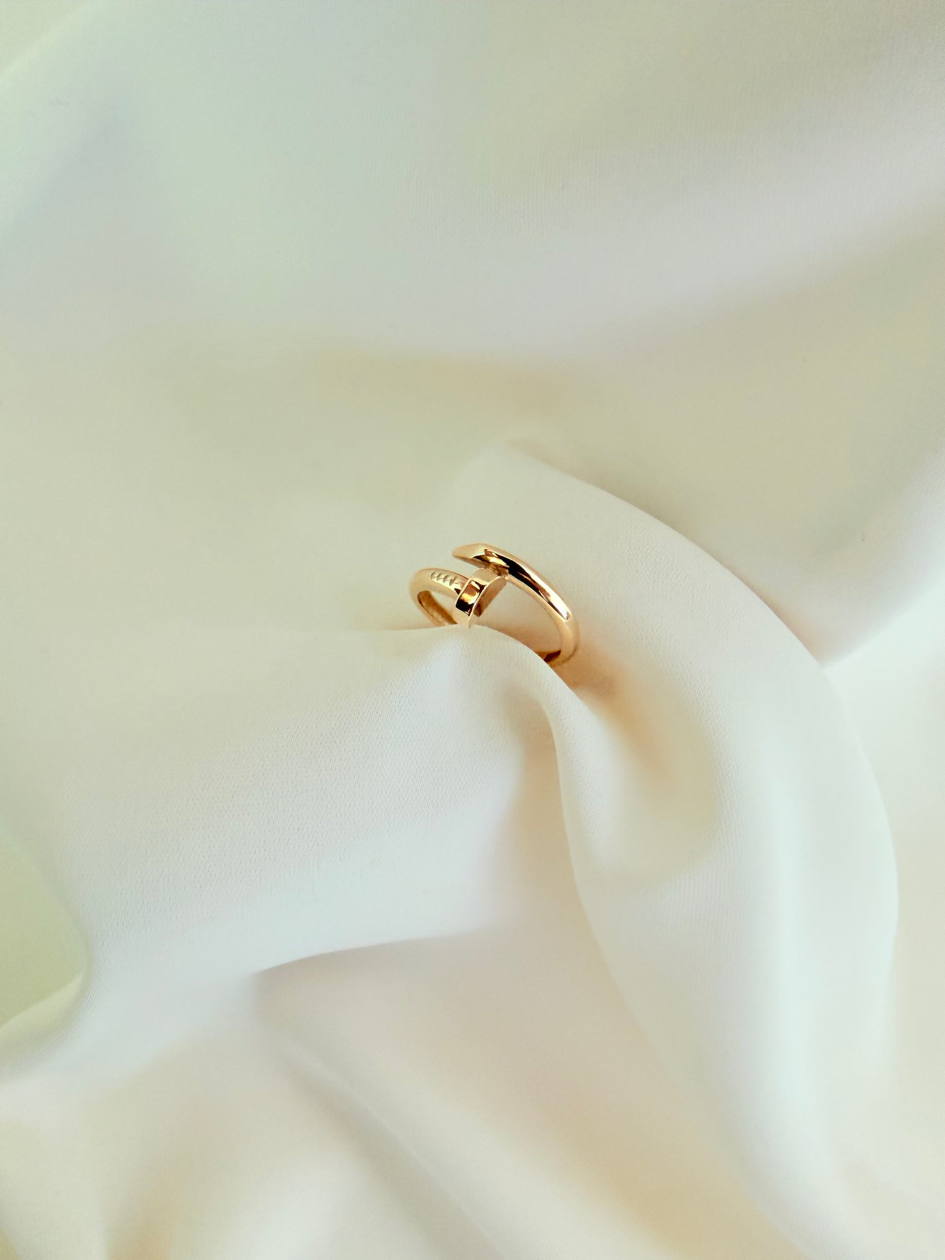 Kira Ring size 7 14k