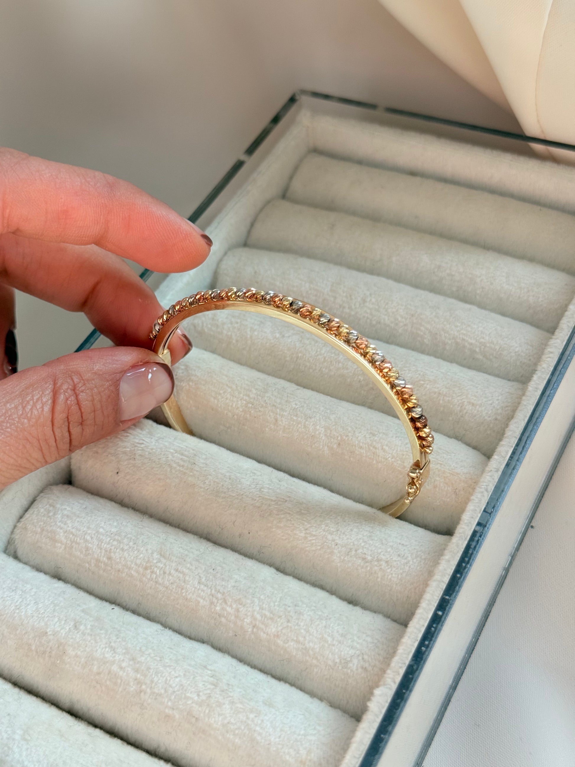 Diamond effect Bracelet 16d 14K