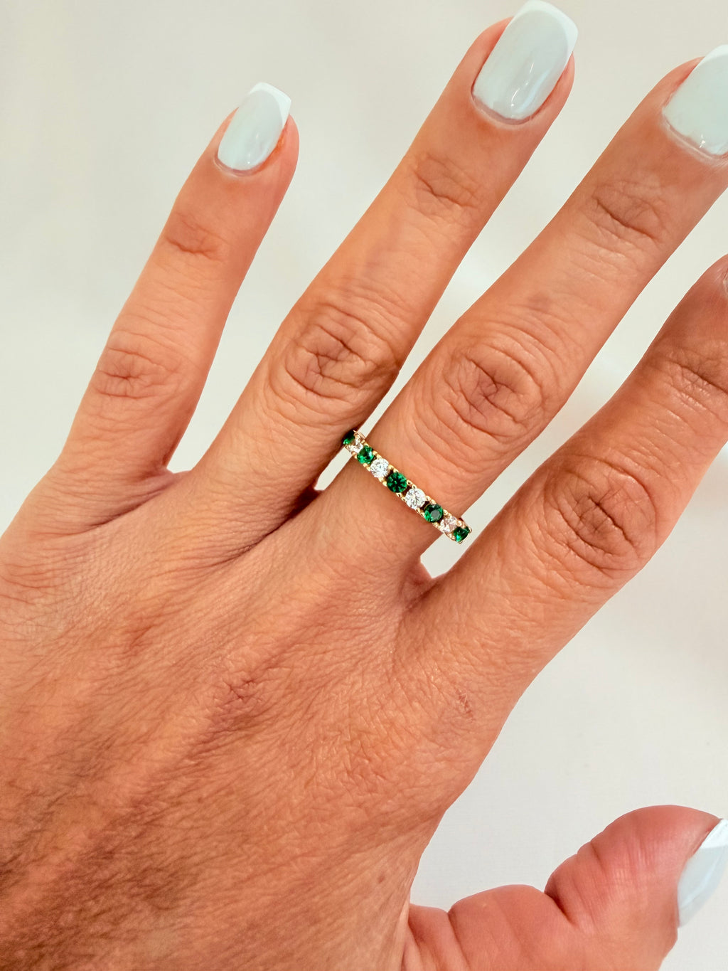 Eternity Green & White 14K size 7/2