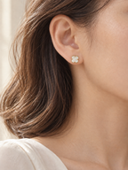 Flor Naca Studs 14k
