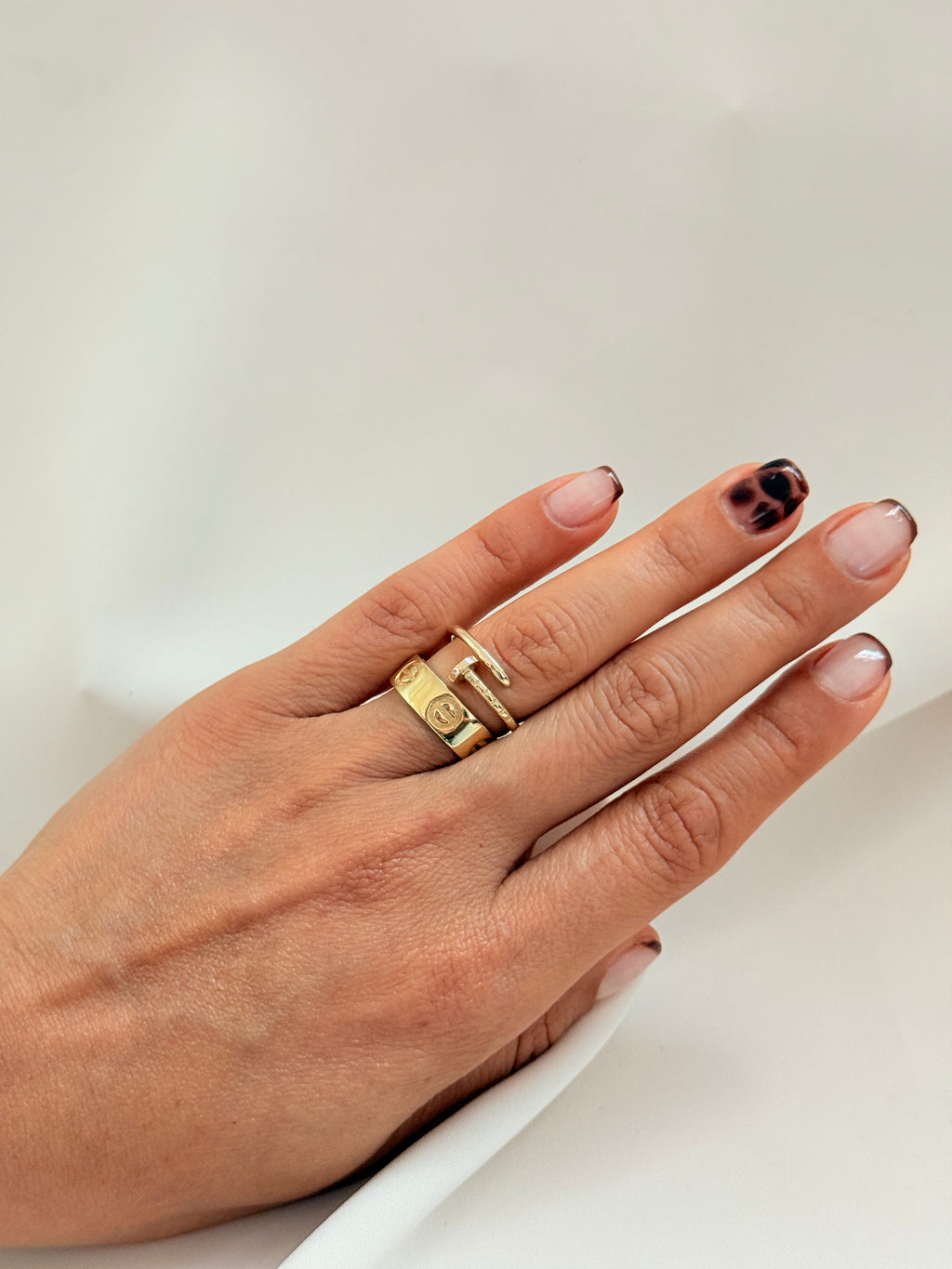 Clavo Ring 14k SIZE 6/2