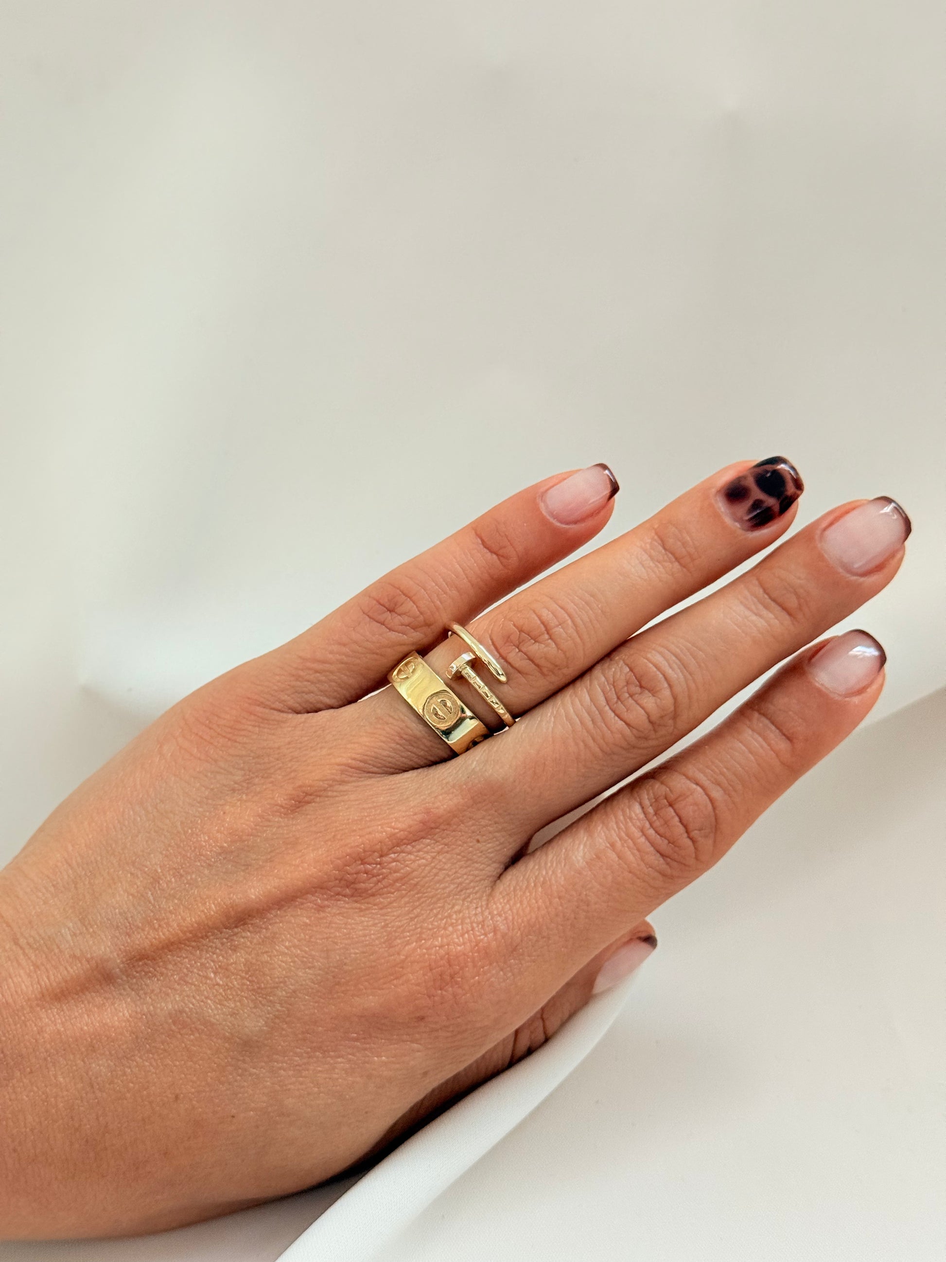 Clavo Ring 14k SIZE 6/2