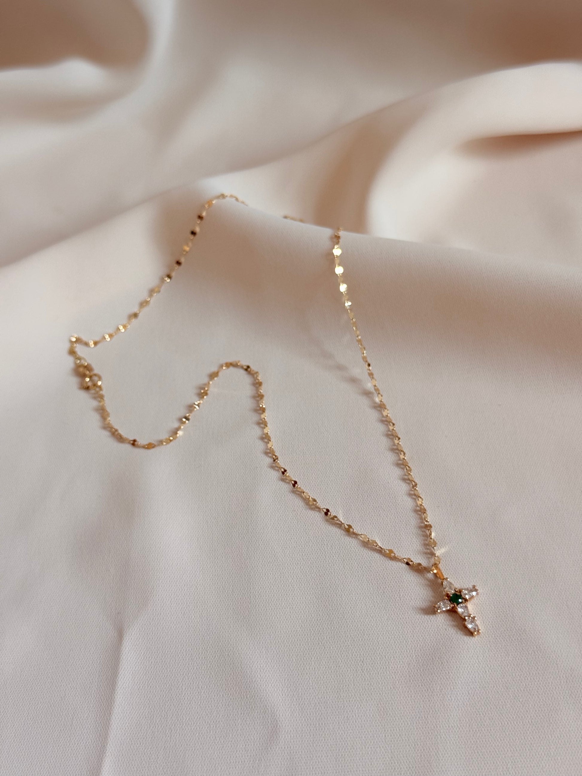 Emerald Zirconia Cross Necklace 40cm 18K