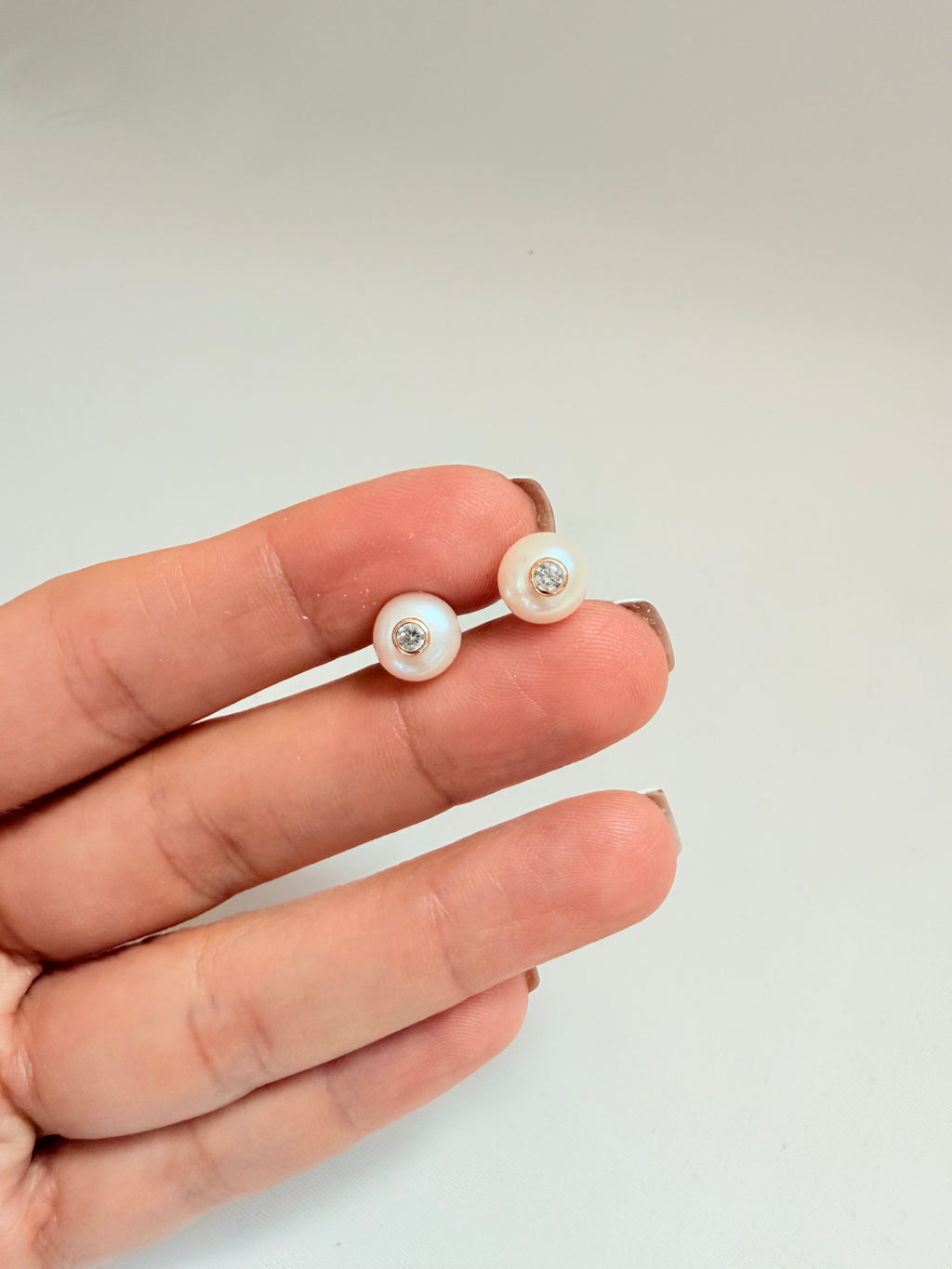 Encanto Studs 14k