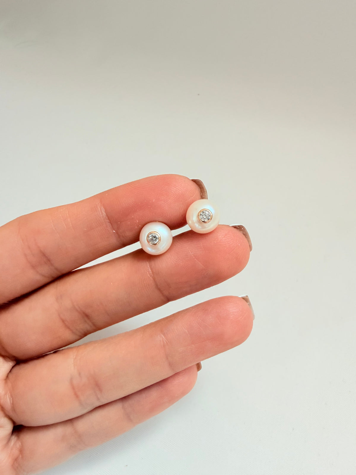 Encanto Studs 14k