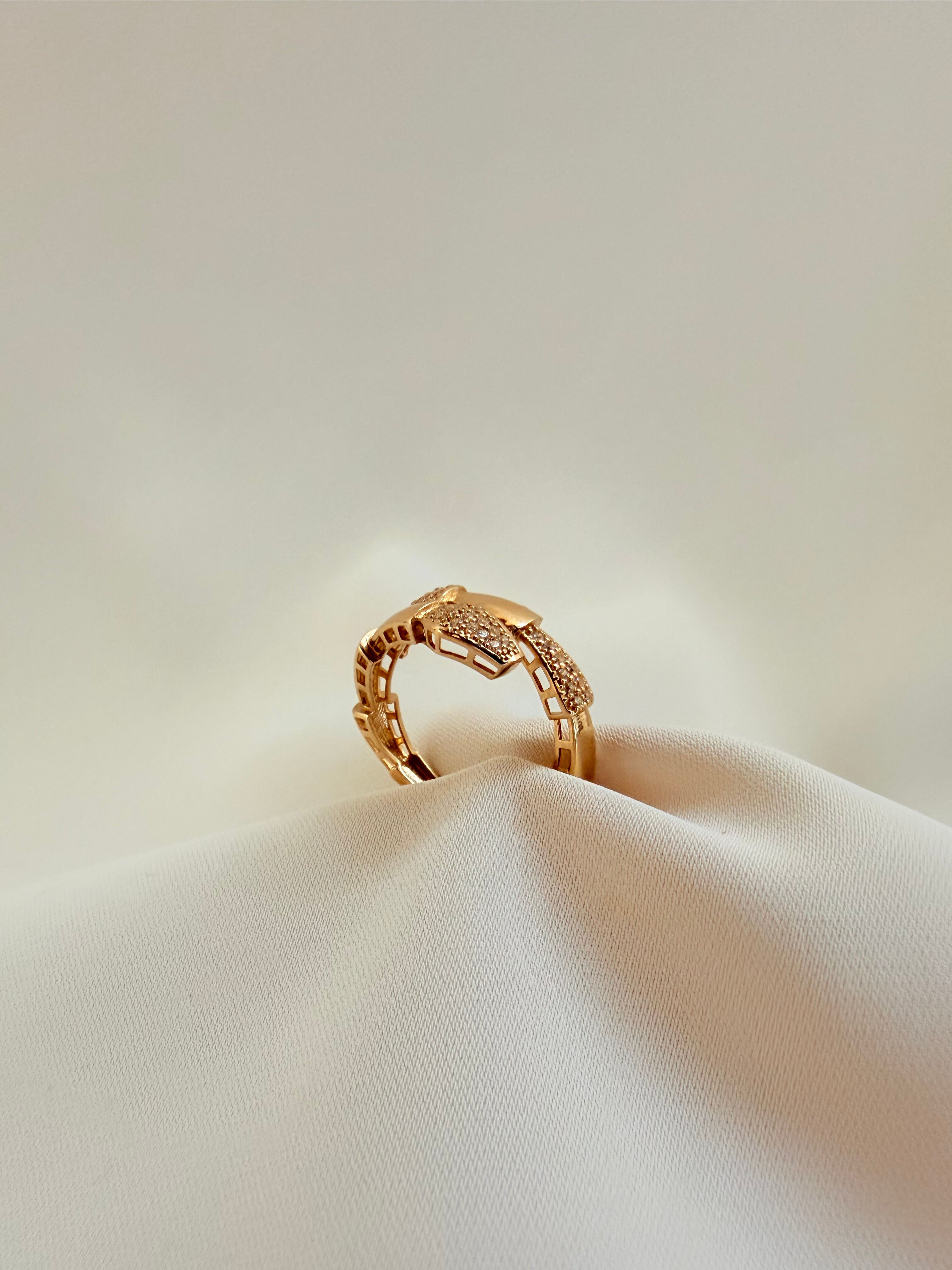 Bv Ring 14K size 7 14k