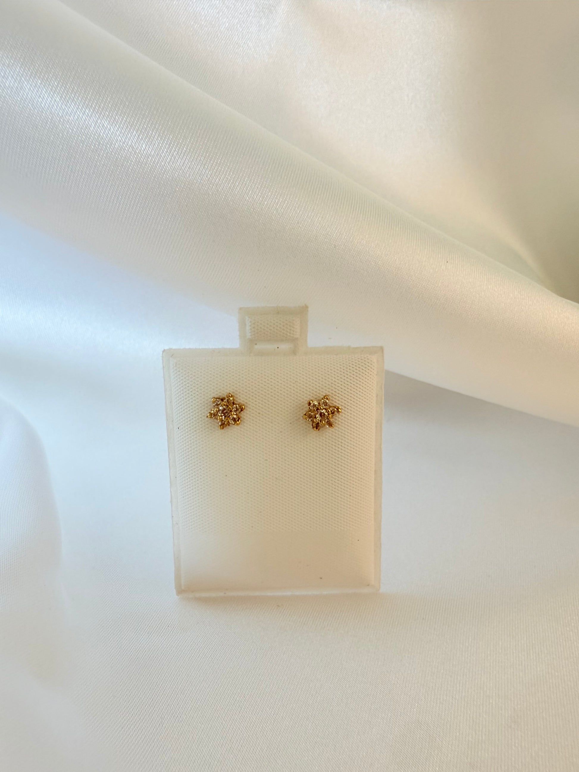 zirconia flower 18k