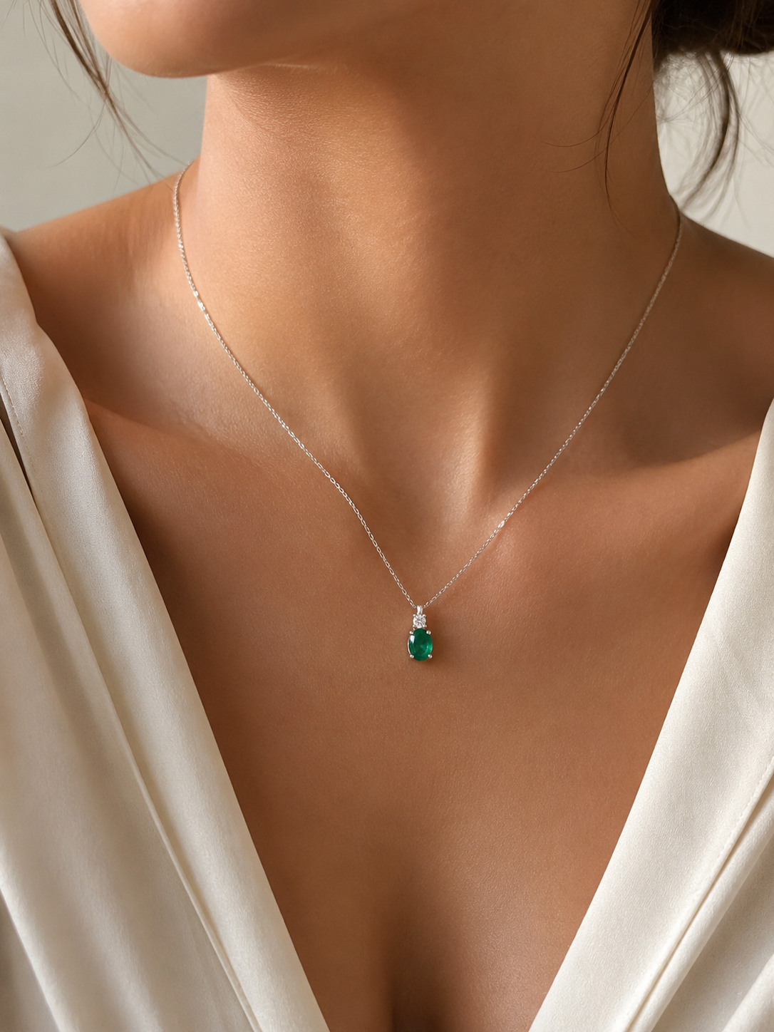 Cadena Esmeralda & Diamante Natural 14k