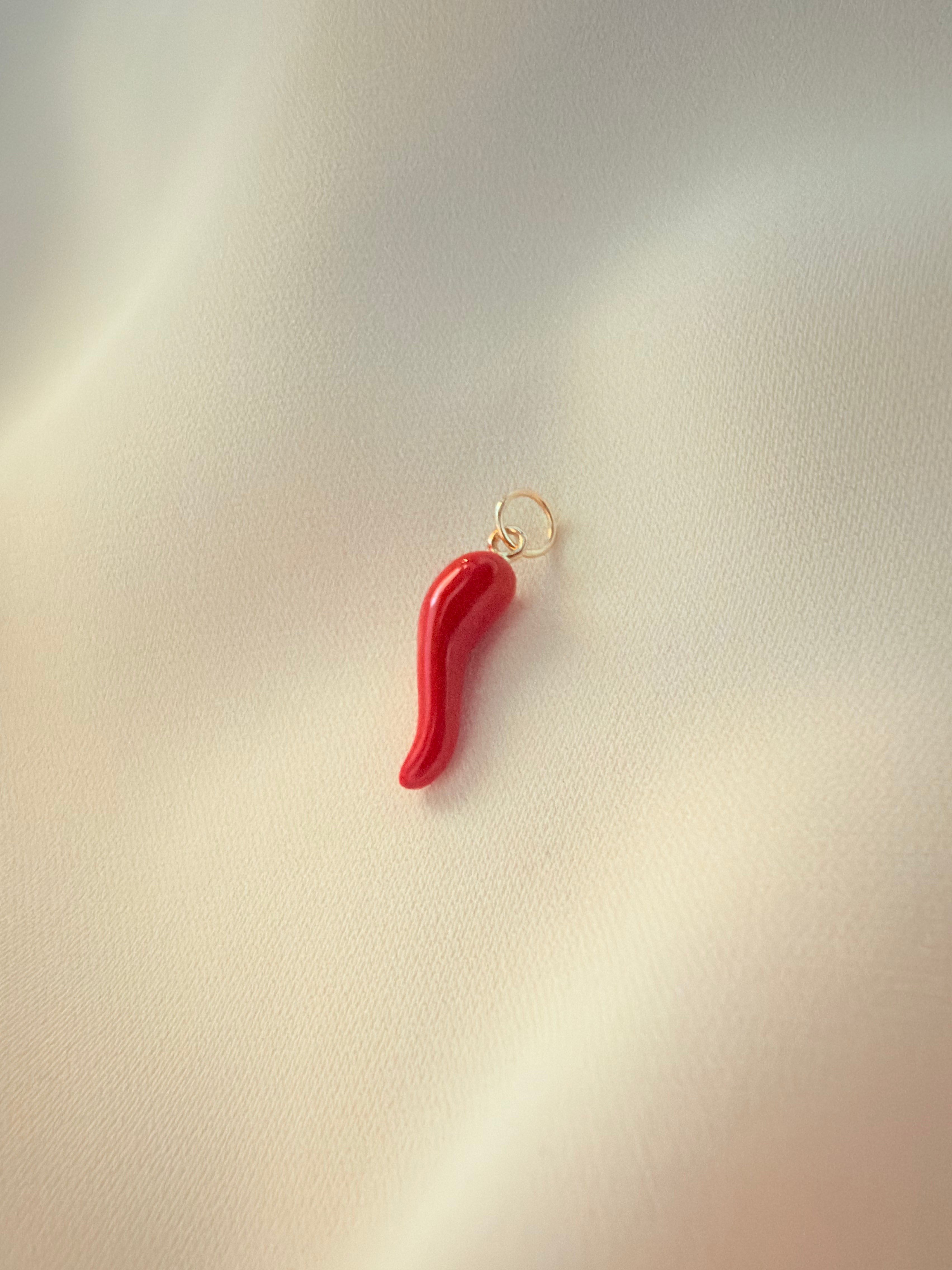 Cuerno Italiano 14K  Red