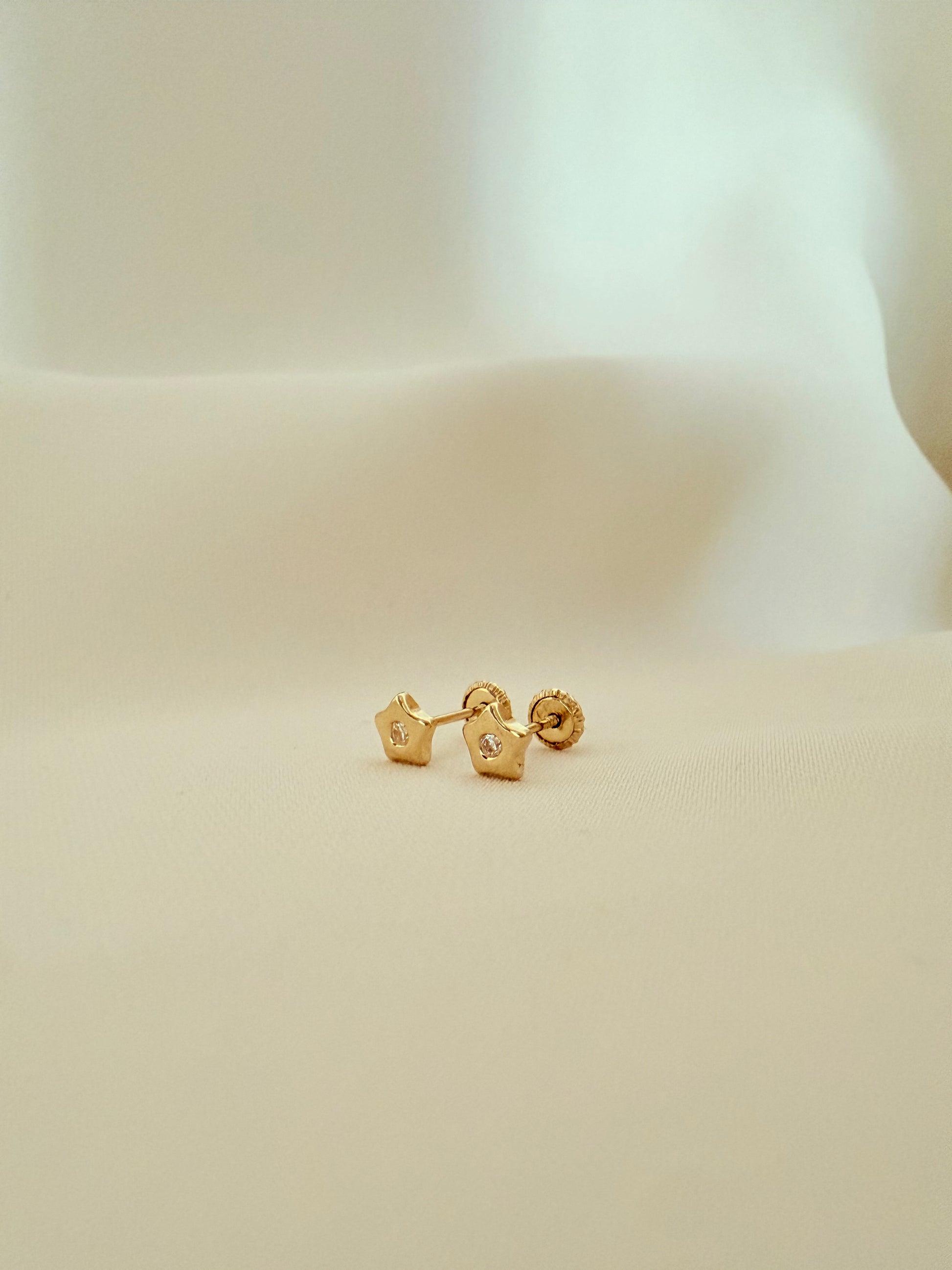 Mini Star zircon 14k