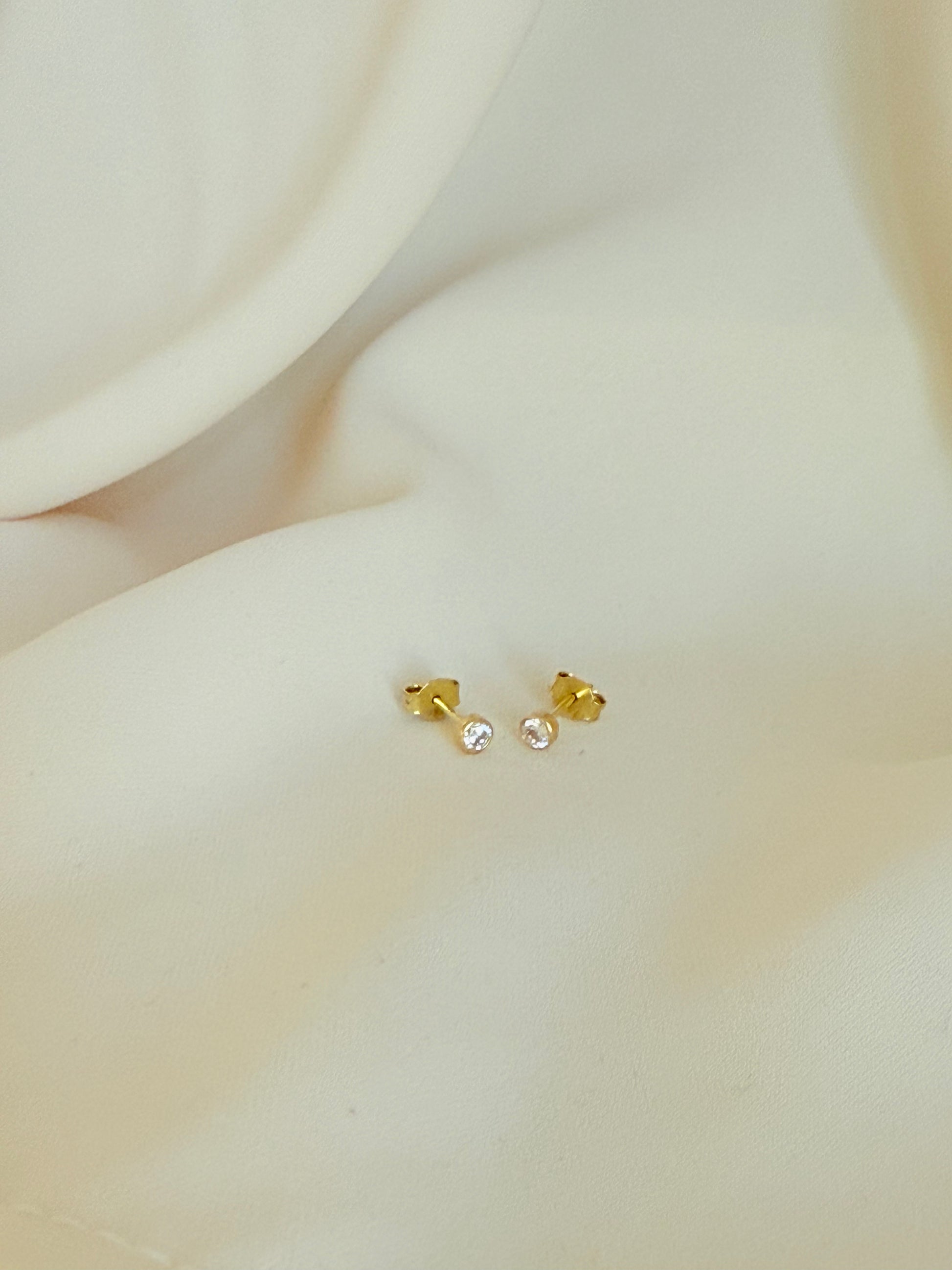 Lisa Stud 18k