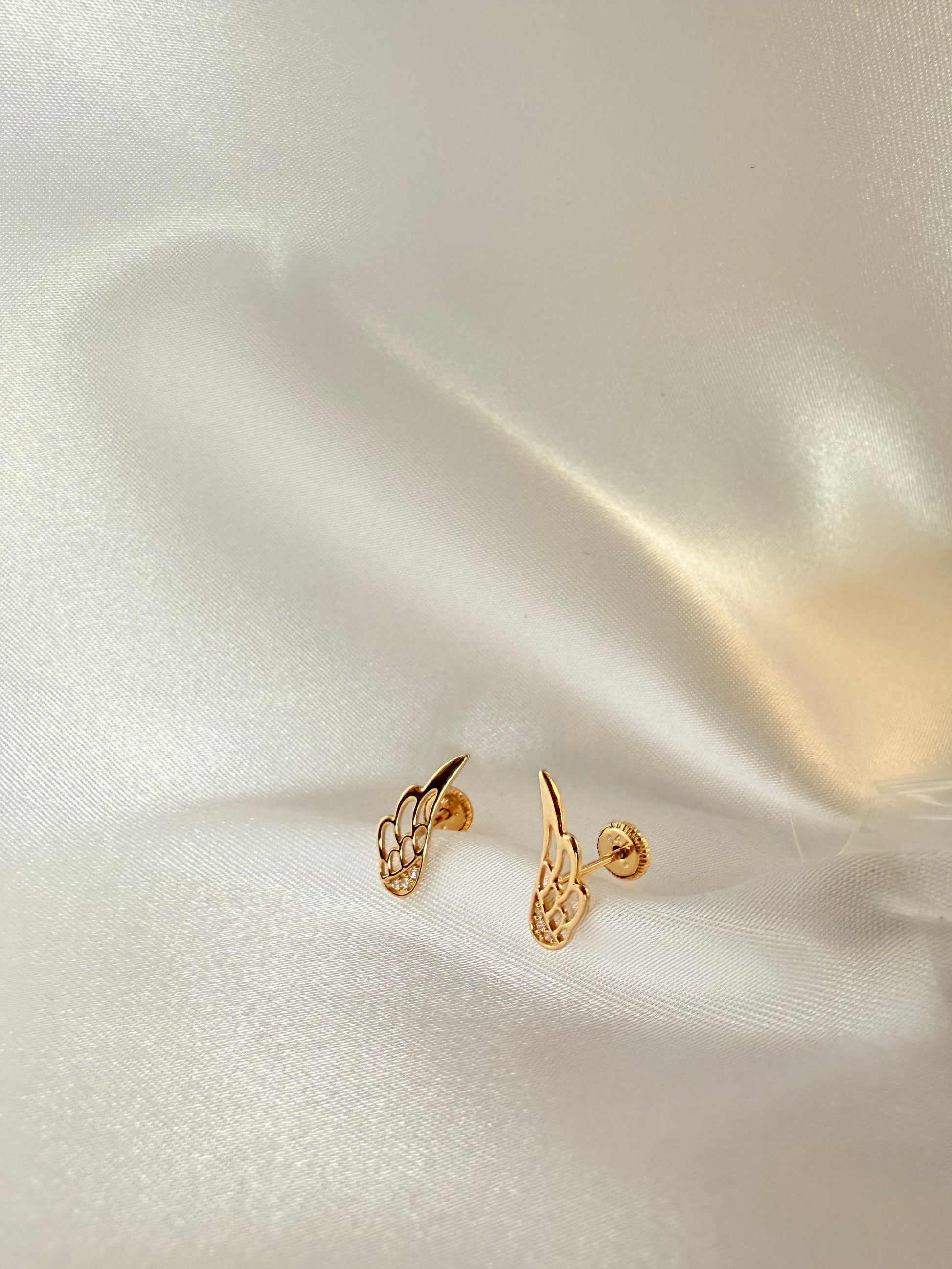 Wings Stud 14K