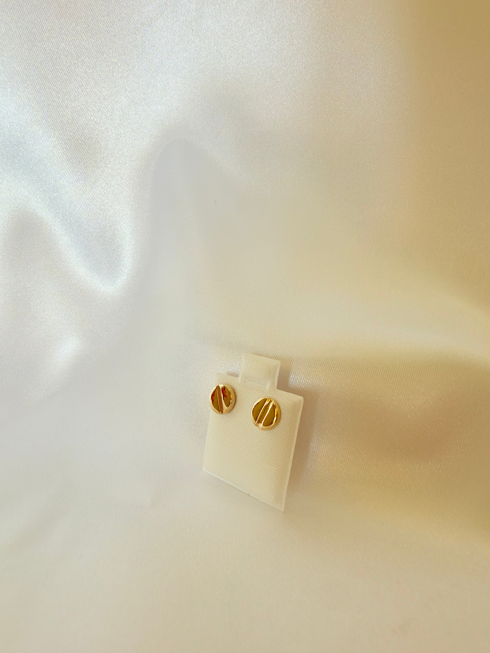 Love Stud 14K