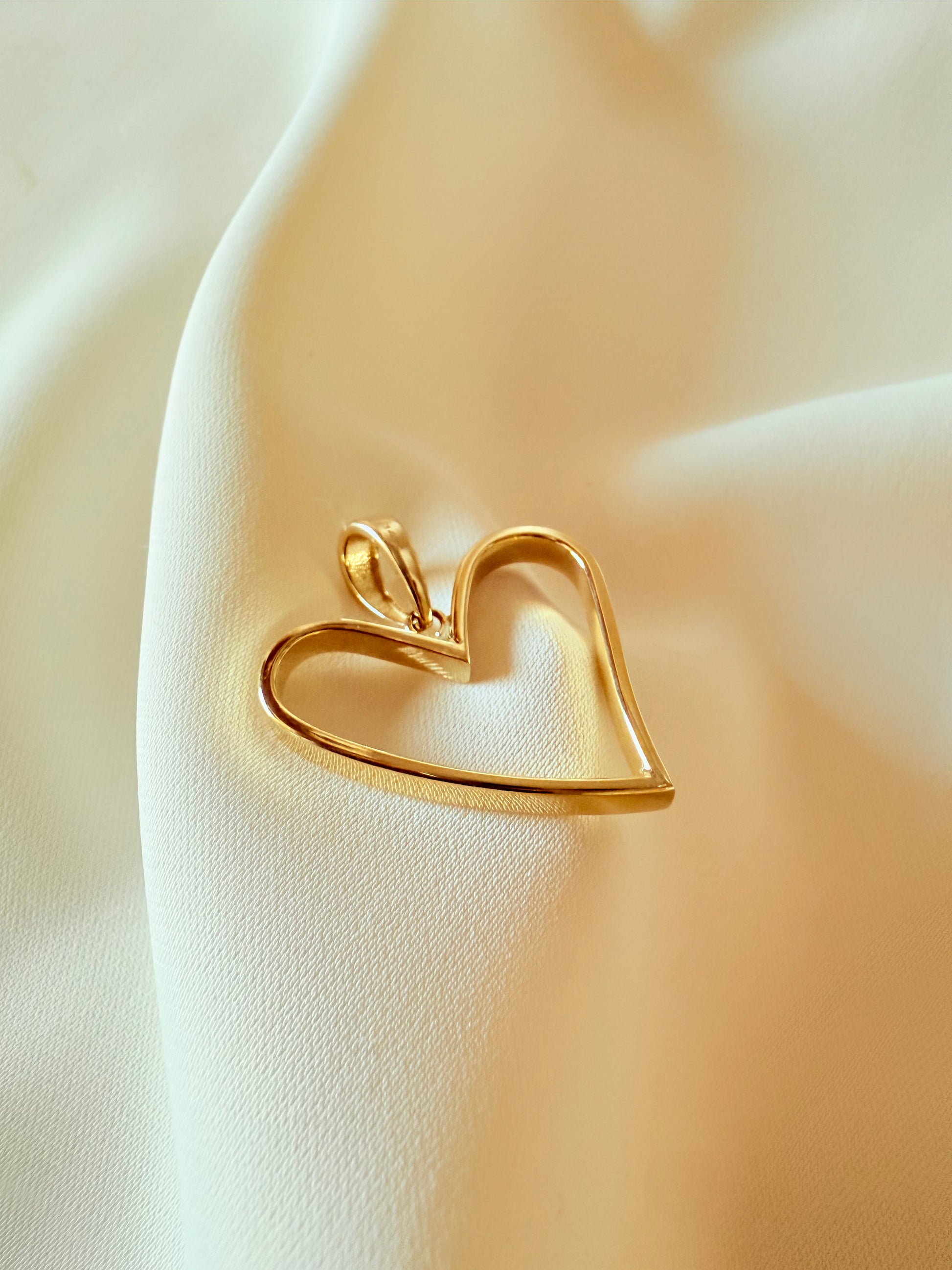 Heart Ema 3mm 14k
