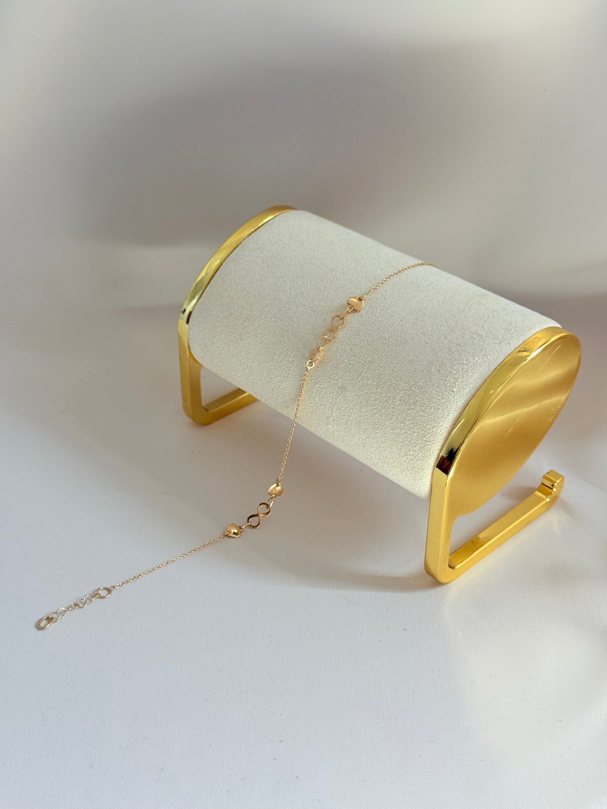 Infinity mini heart anklet 18k