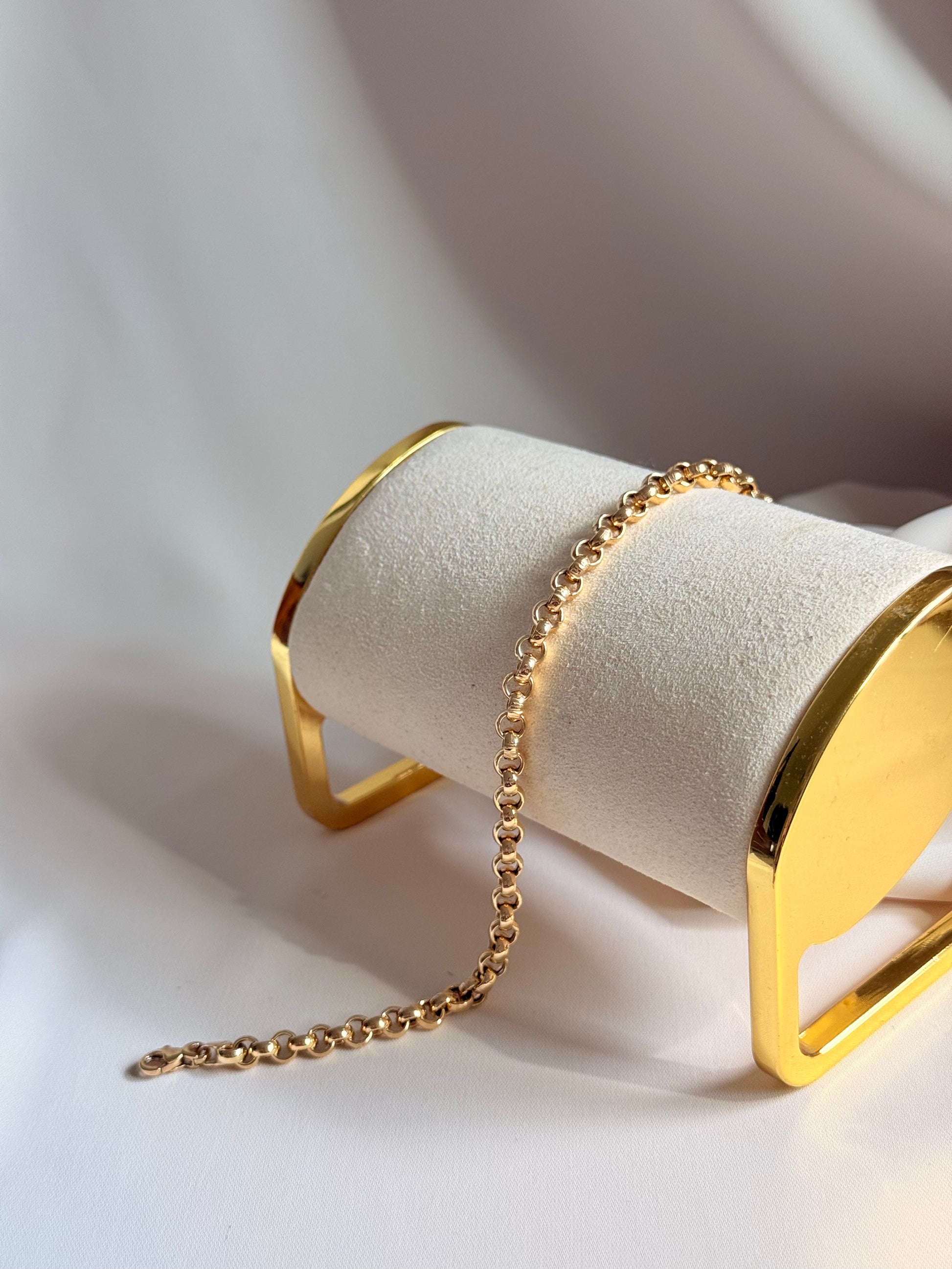 Medium Rolo Bracelet 18k