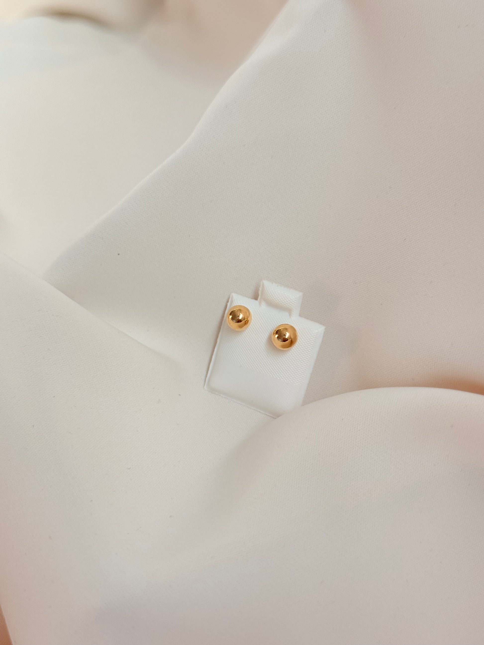 Mini Balin Stud 5mm 18K