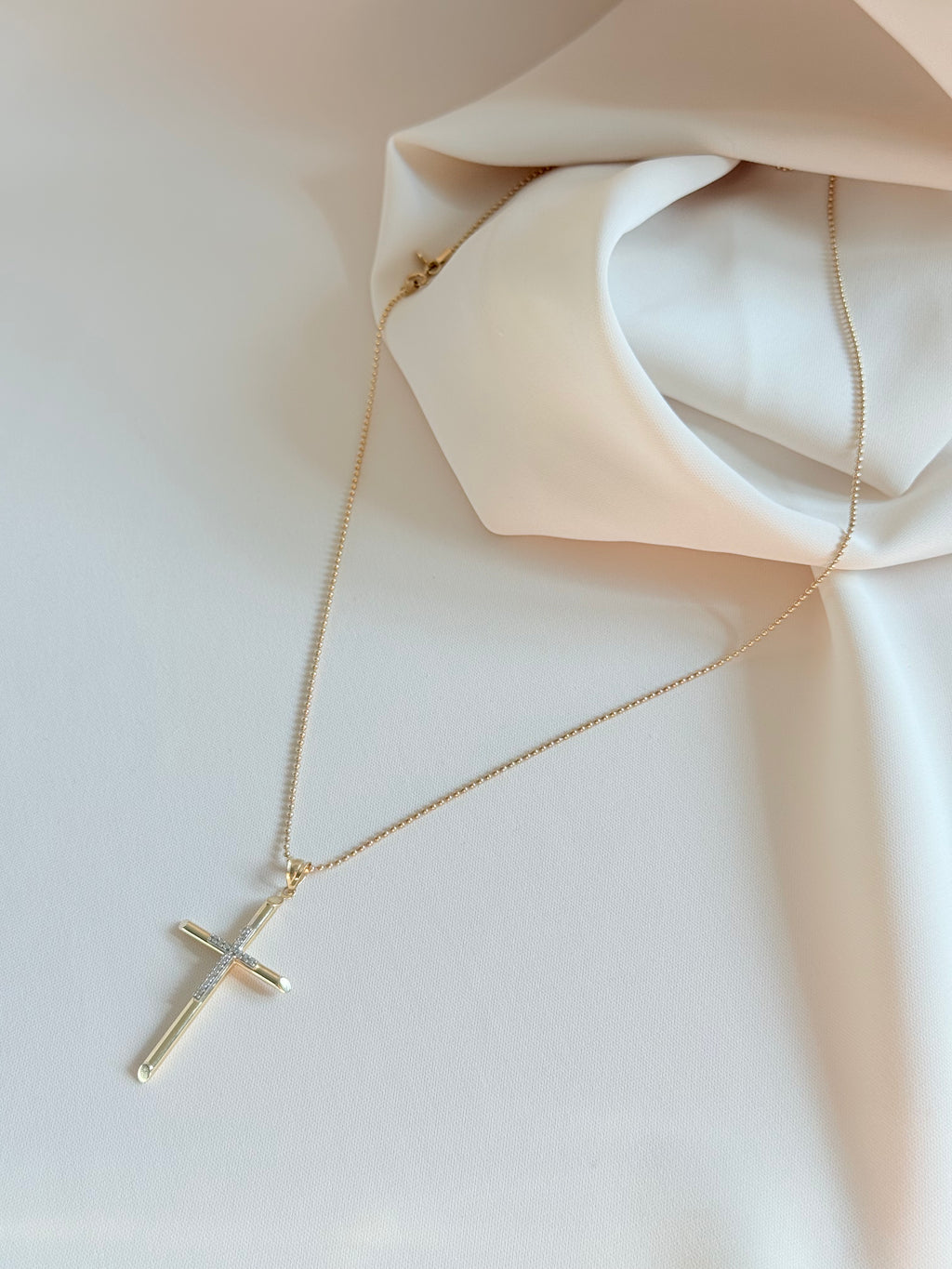 Cross Zirconia. 44cm Necklace 14K