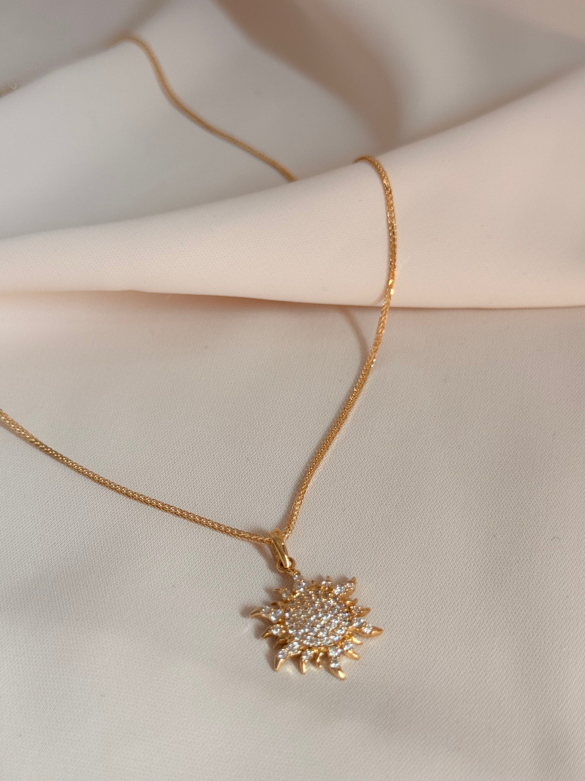 Zirconia Sun Necklace 45cm 18K