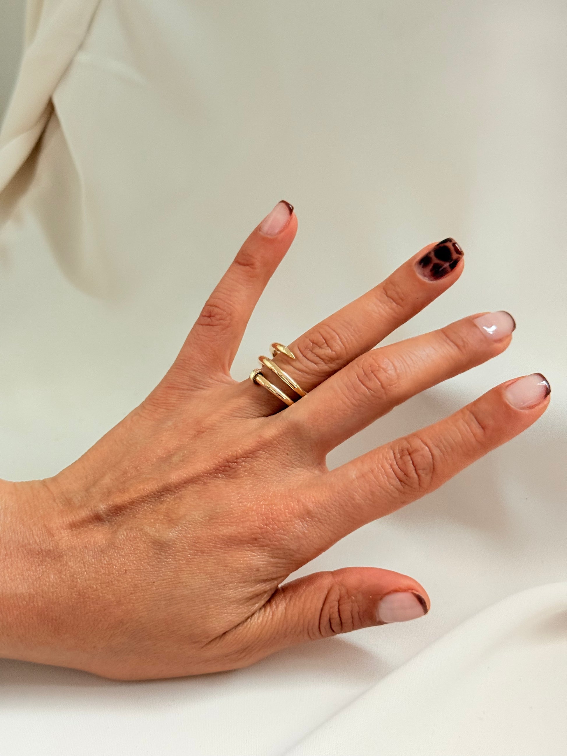 Stelar Twisted Nail 14k 5 Size