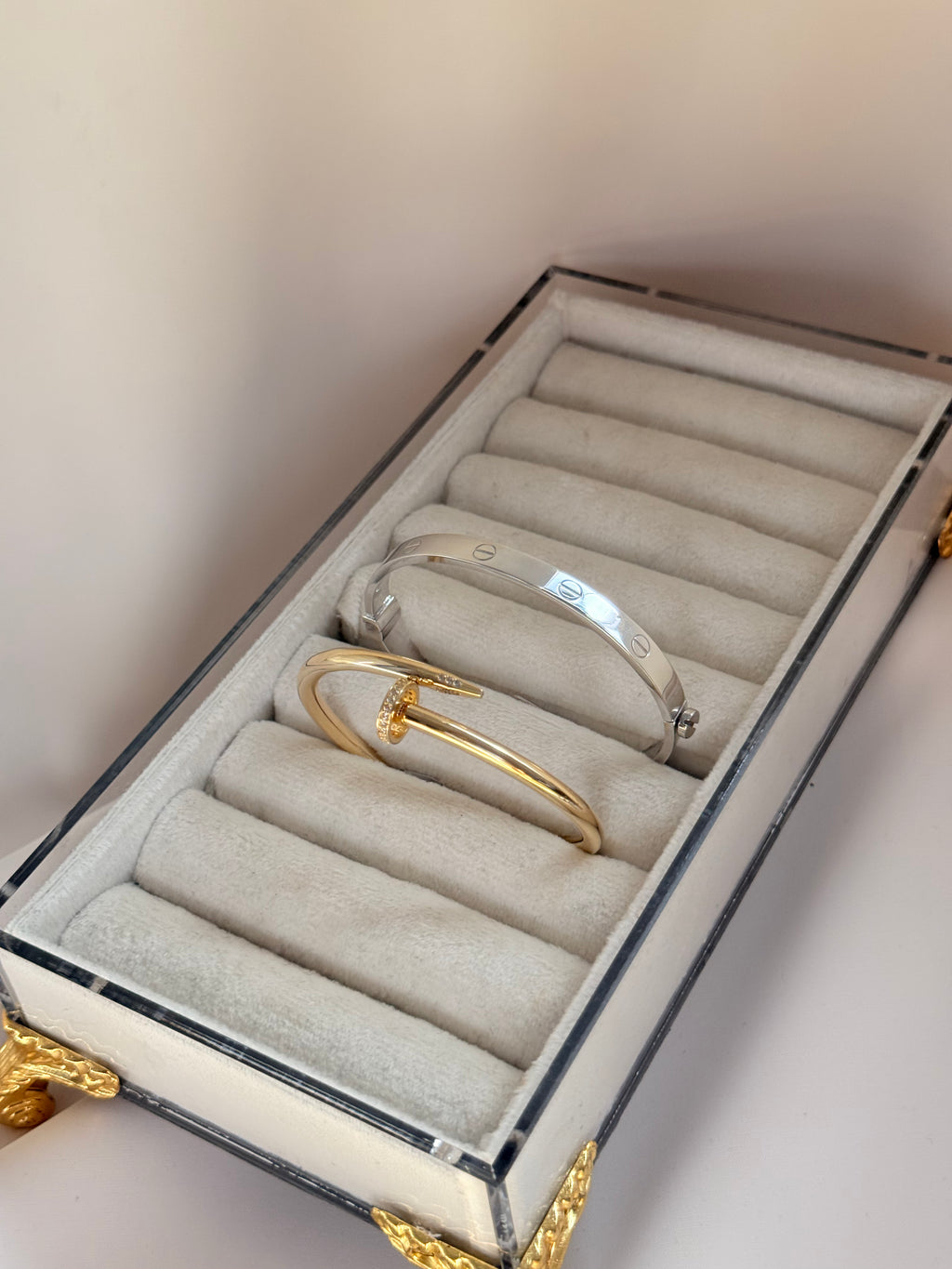 White C Love Bracelet 14k 18d