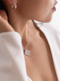 Zirconia White Flower 46cm adjustable 14K