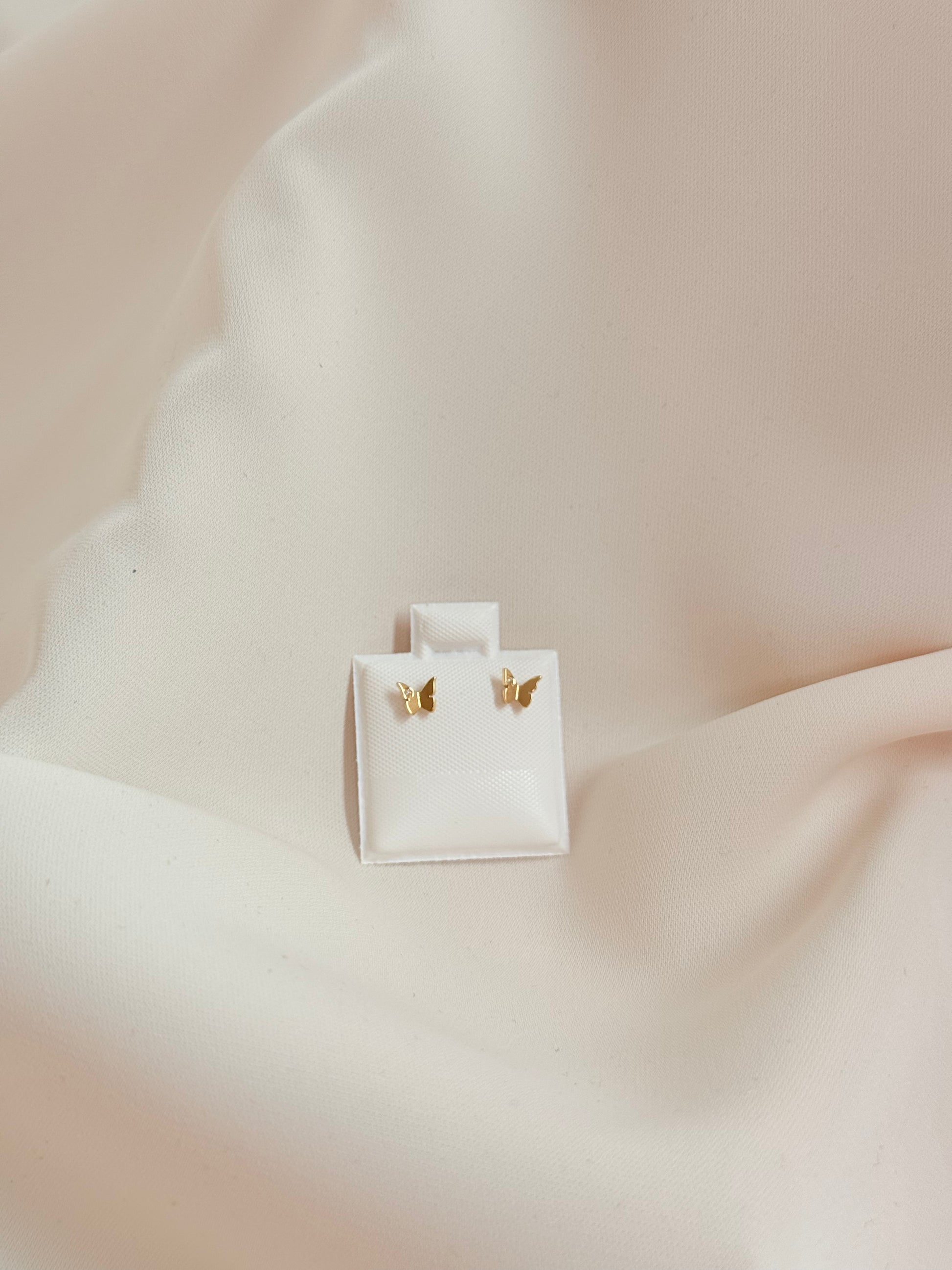 Mini Butterfly with Diamond 18K