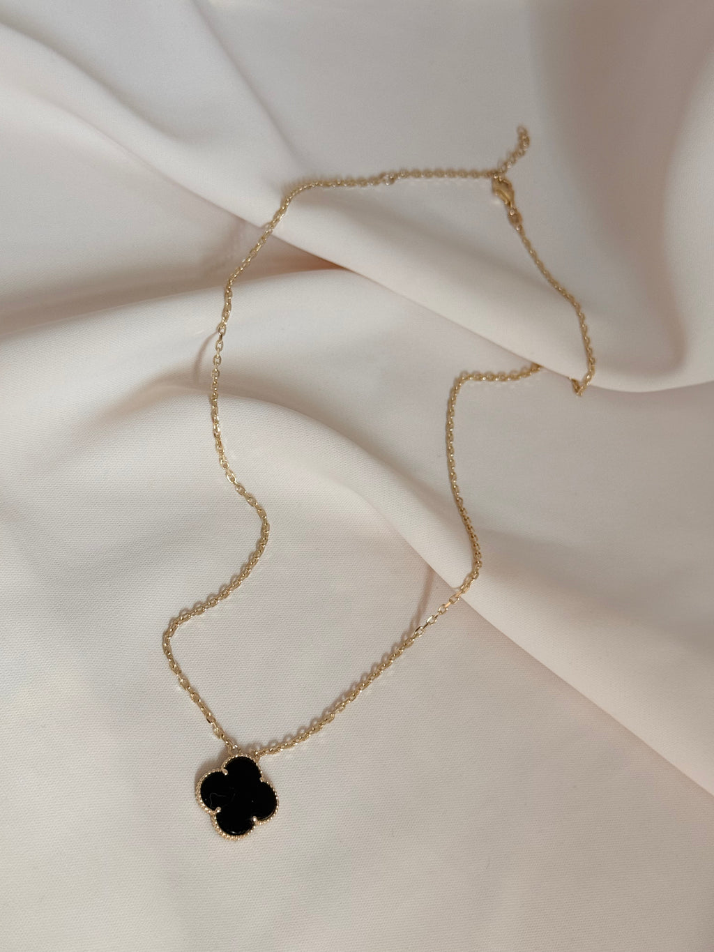 Black Necklace adjustable 49cm 14K