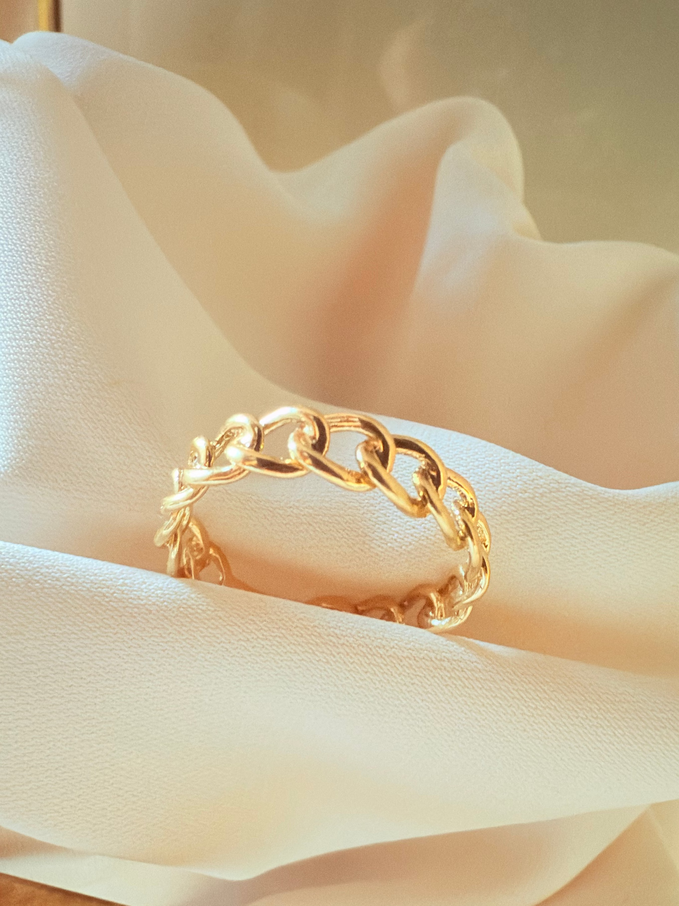 Glam Ring  5/2 18k