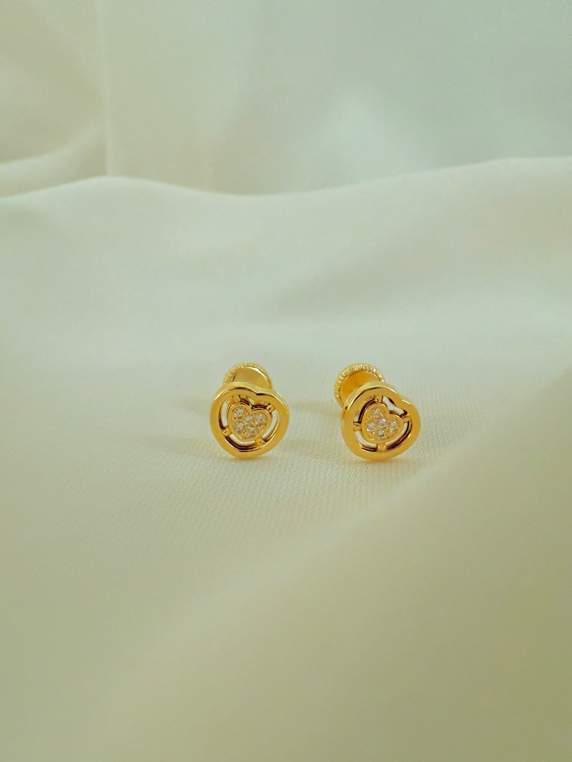 Heart and Zircons  18k