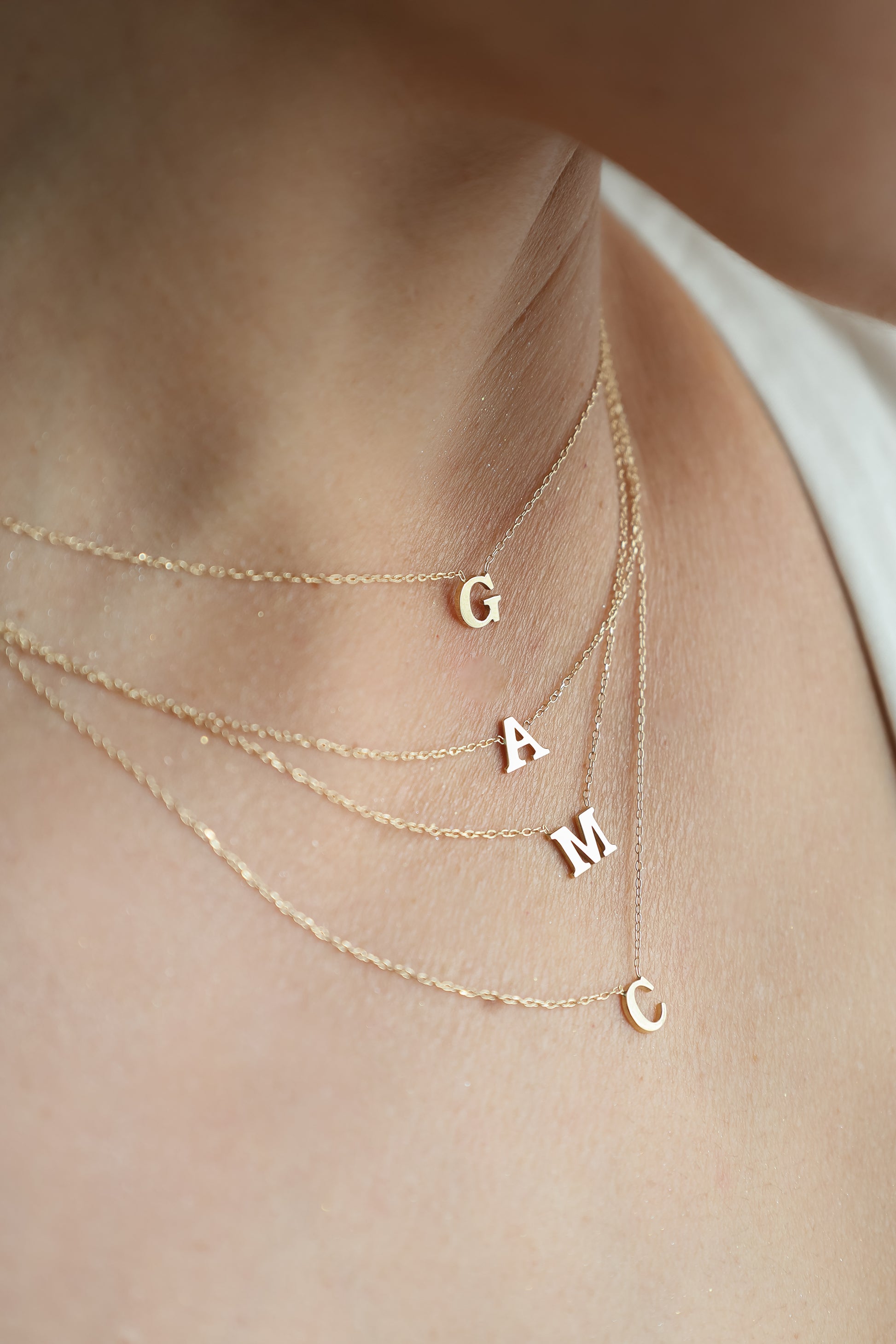 Initial Letters Necklace 18K