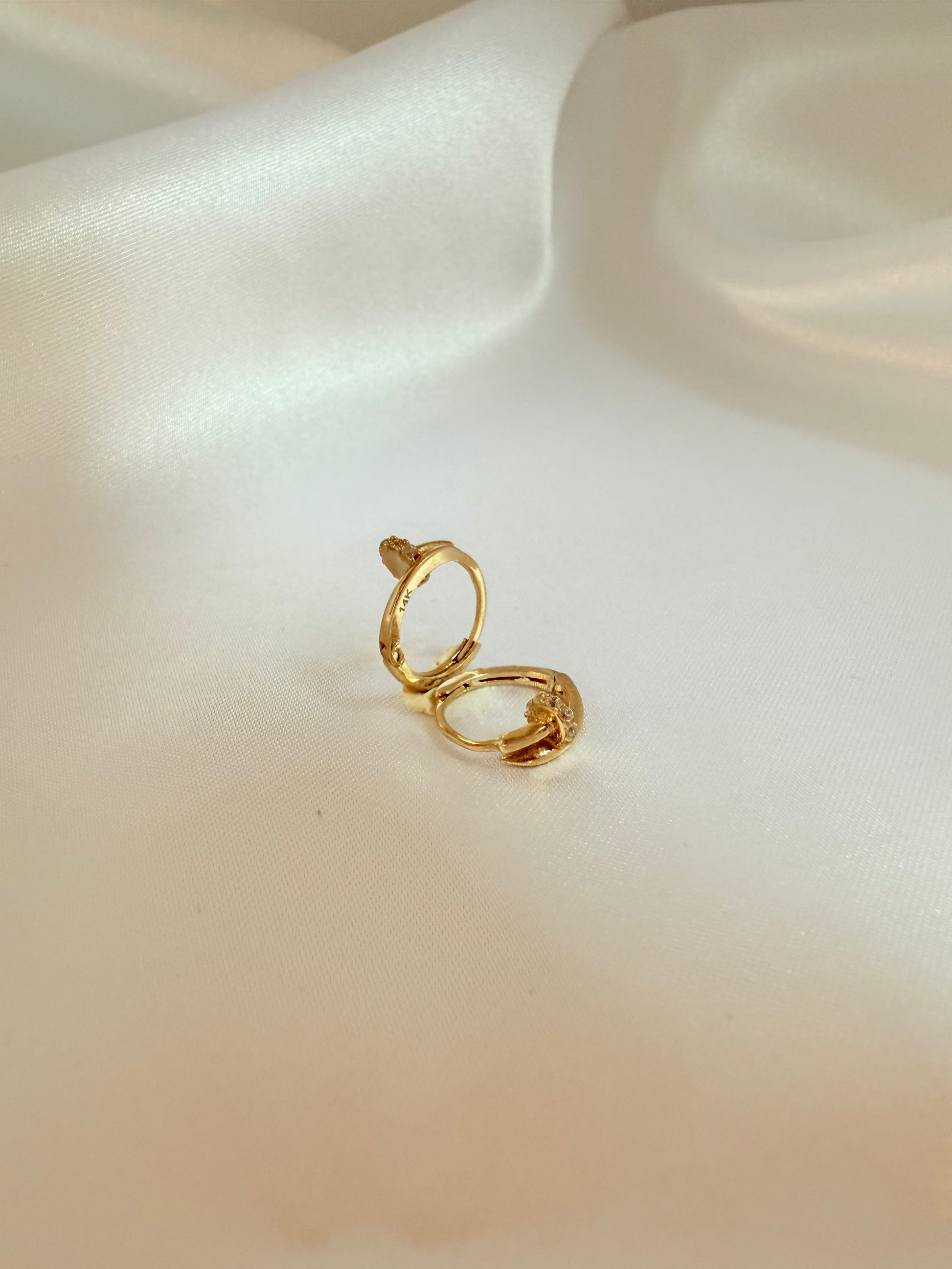 Mini Nail Hoops 14k